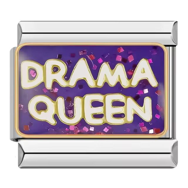 drama queen charm
