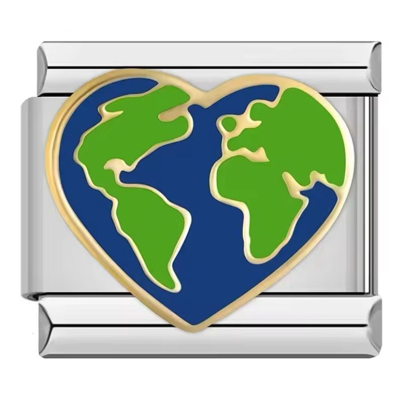 earth heart charm